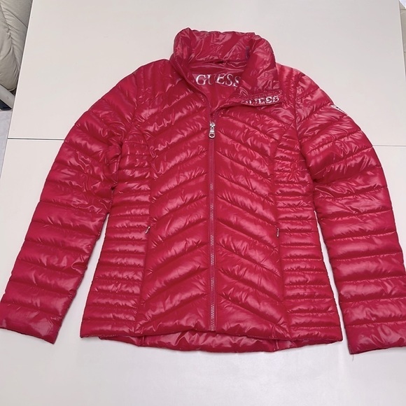 🆕 $150 GUESS Vibrant Red Lightweight Jacket Size S - Picture 2 of 7